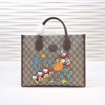 Gucci X Disney GG Supreme Fabric Brown Leather Trim Donald Duck Graphic Hook Design Shoulder Bag For Ladies