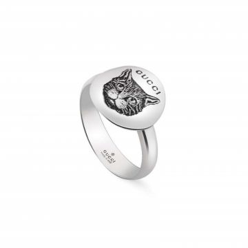 Low Price Gucci Blind For Love Mystic Cat Pattern Logo Motif Round Aged Sterling Silver Ring For Ladies 